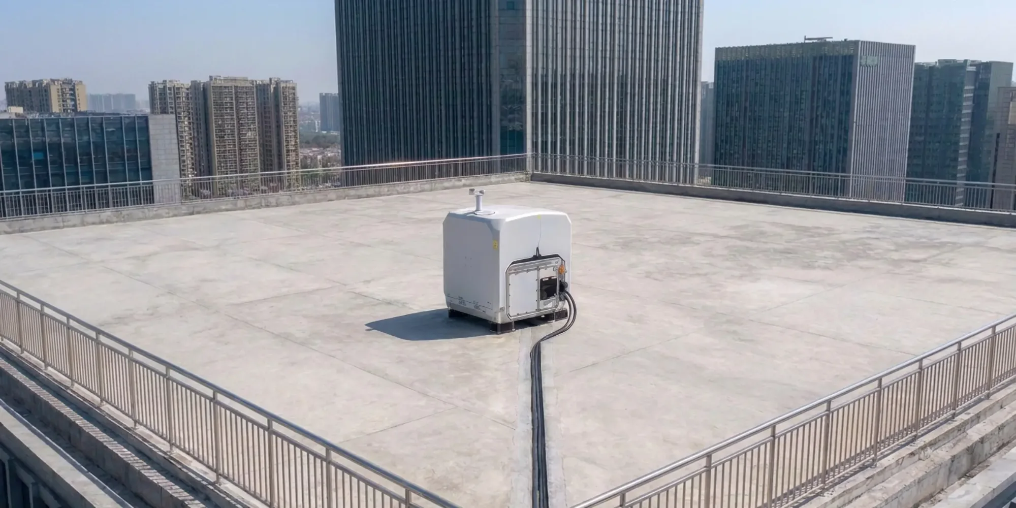 Çatıya kurulu DJI Dock 4